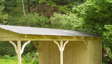 Carport s přístavbou